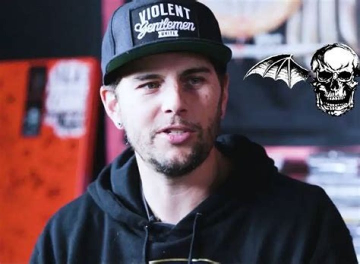 M Shadows Bio Age Height