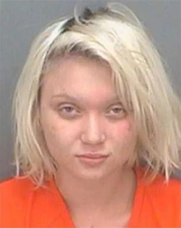 Porn star Dakota Skye died almost exactly two years after her moms death, devastated family revea ·