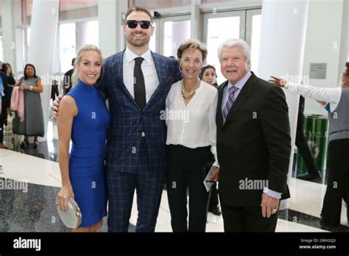 SnapVibe | Rhonda Rookmaaker- Meet Wife Of Football Coach Jimmy Johnson