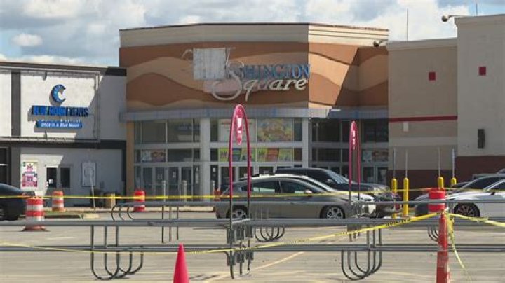Who's Behind The Success Of Washington Square Mall?
